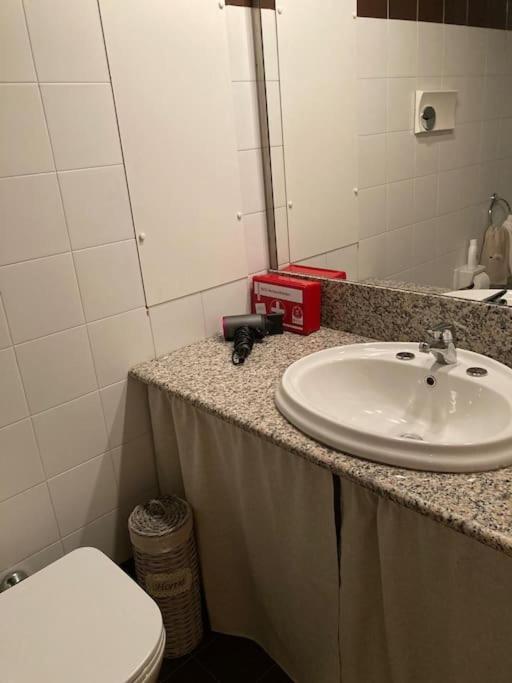 Appartamento Ampio Giardino Adiacente Piste Sci 4/6 Posti Letto La Thuile Exteriör bild